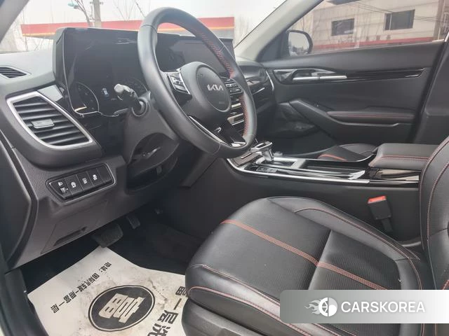 Kia KX3 2023 Белый из Китая, фото 6
