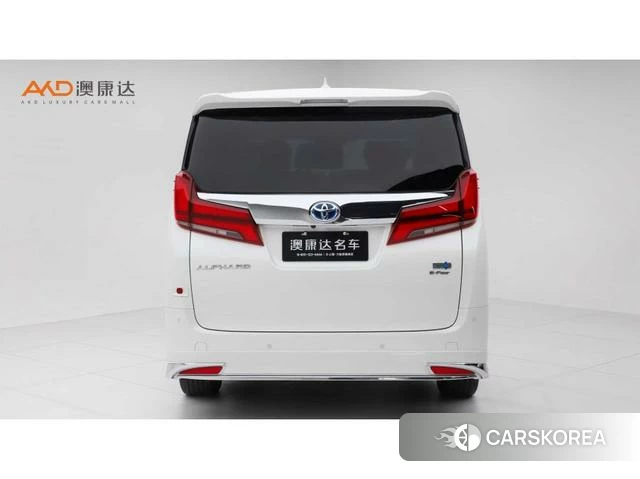 Toyota Alphard 2023 Зеленый из Китая, фото 4