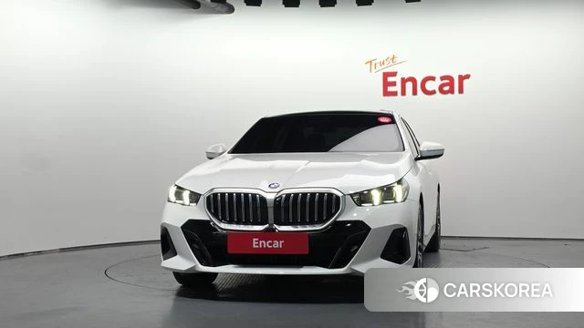 BMW 5 Series (G60) id 5032718 из Кореи 13