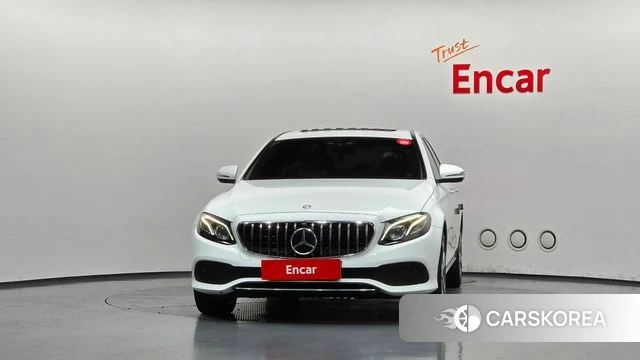 Mercedes-Benz E-Class W213 id 4978002 из Кореи 23