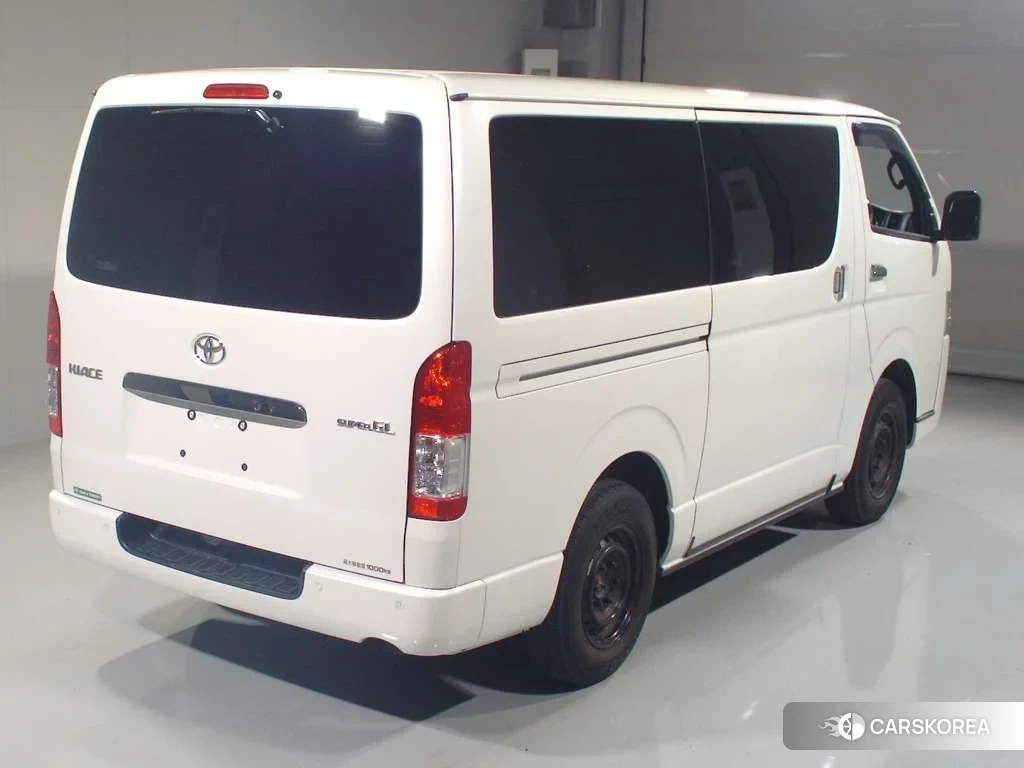 Toyota HiAce Van 2022 из Японии, фото 3