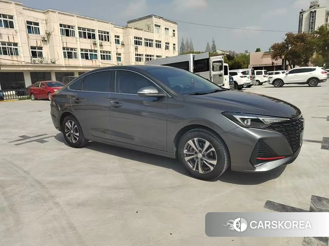 Chang'an Yidong 2024 Серебристо-серый из Китая, фото 3