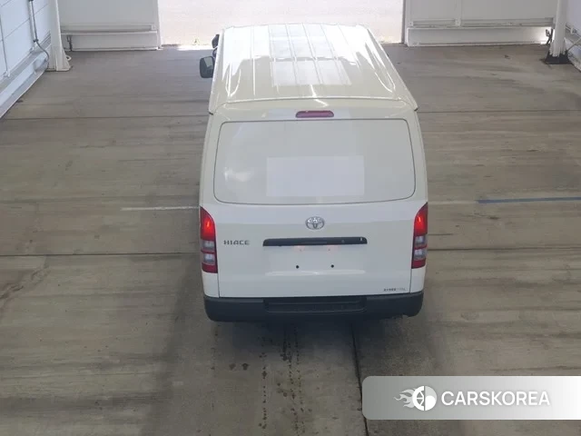 Toyota HiAce Van 2021 из Японии, фото 3