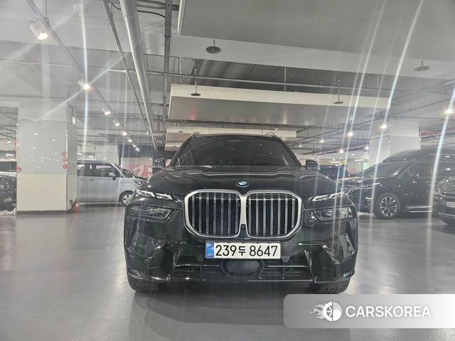 BMW X7 (G07) 2025 Черный из Кореи, фото 4