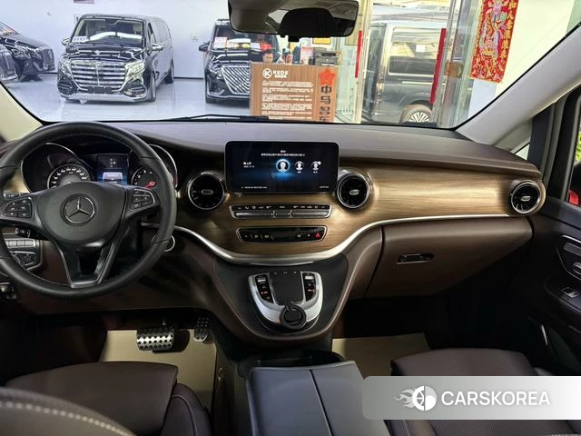 Mercedes-Benz V-Class 2025 Черный из Китая, фото 5