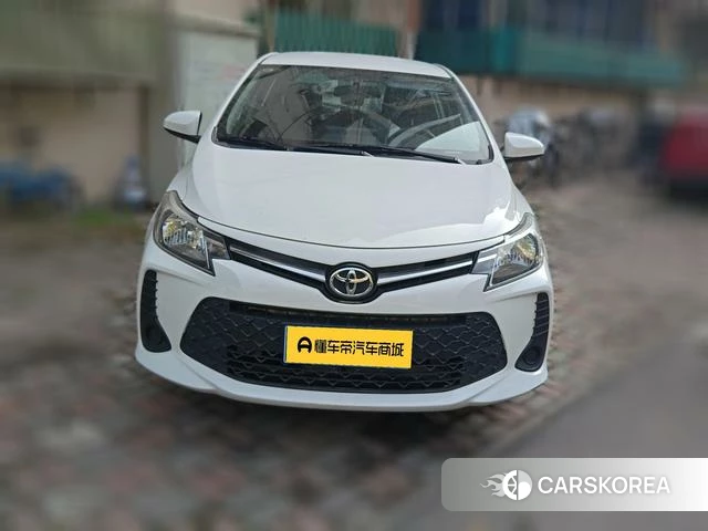 Toyota Vios 2022 Белый из Китая, фото 3