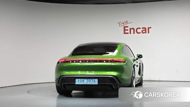 Porsche Taycan id 4982121 из Кореи 23