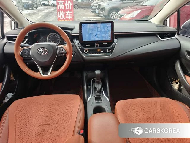 Toyota Allion 2022 Белый из Китая, фото 3