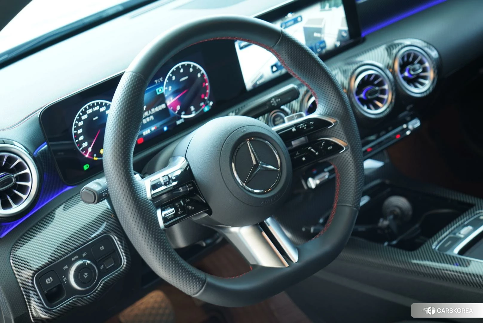 Mercedes-Benz A-Class 2025 Белый из Китая, фото 6