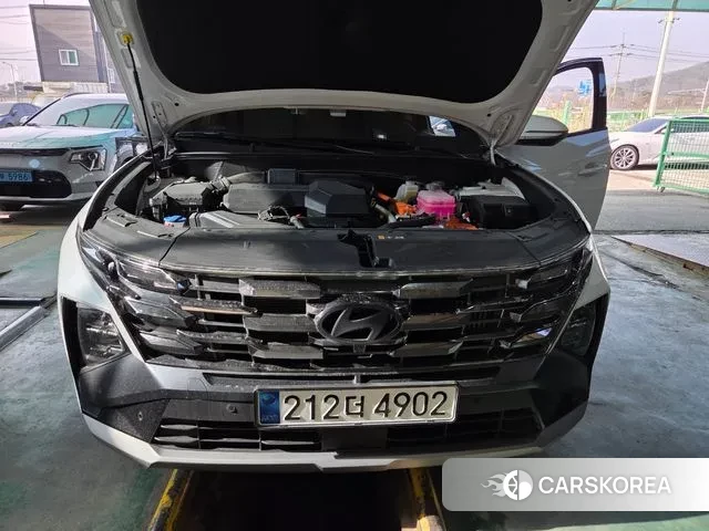 Hyundai The New Tucson Hybrid (NX4) 2024 Белый из Кореи, фото 6