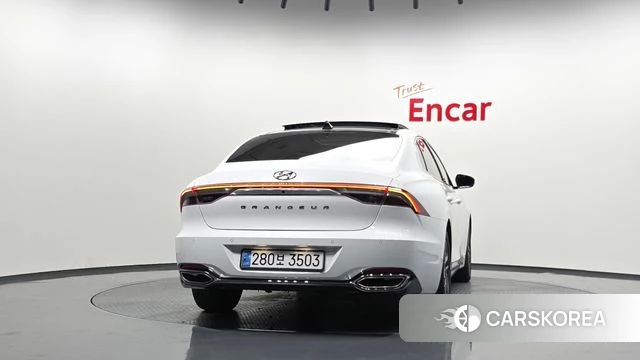 Hyundai The New Grandeur IG id 4779209 из Кореи 23