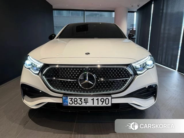 Mercedes-Benz E-Class W214 2026 Белый из Кореи, фото 3