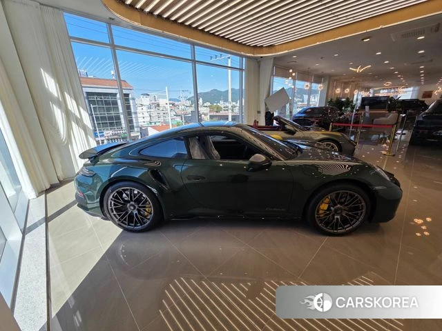 Porsche 911(992) id 4964102 из Кореи 13