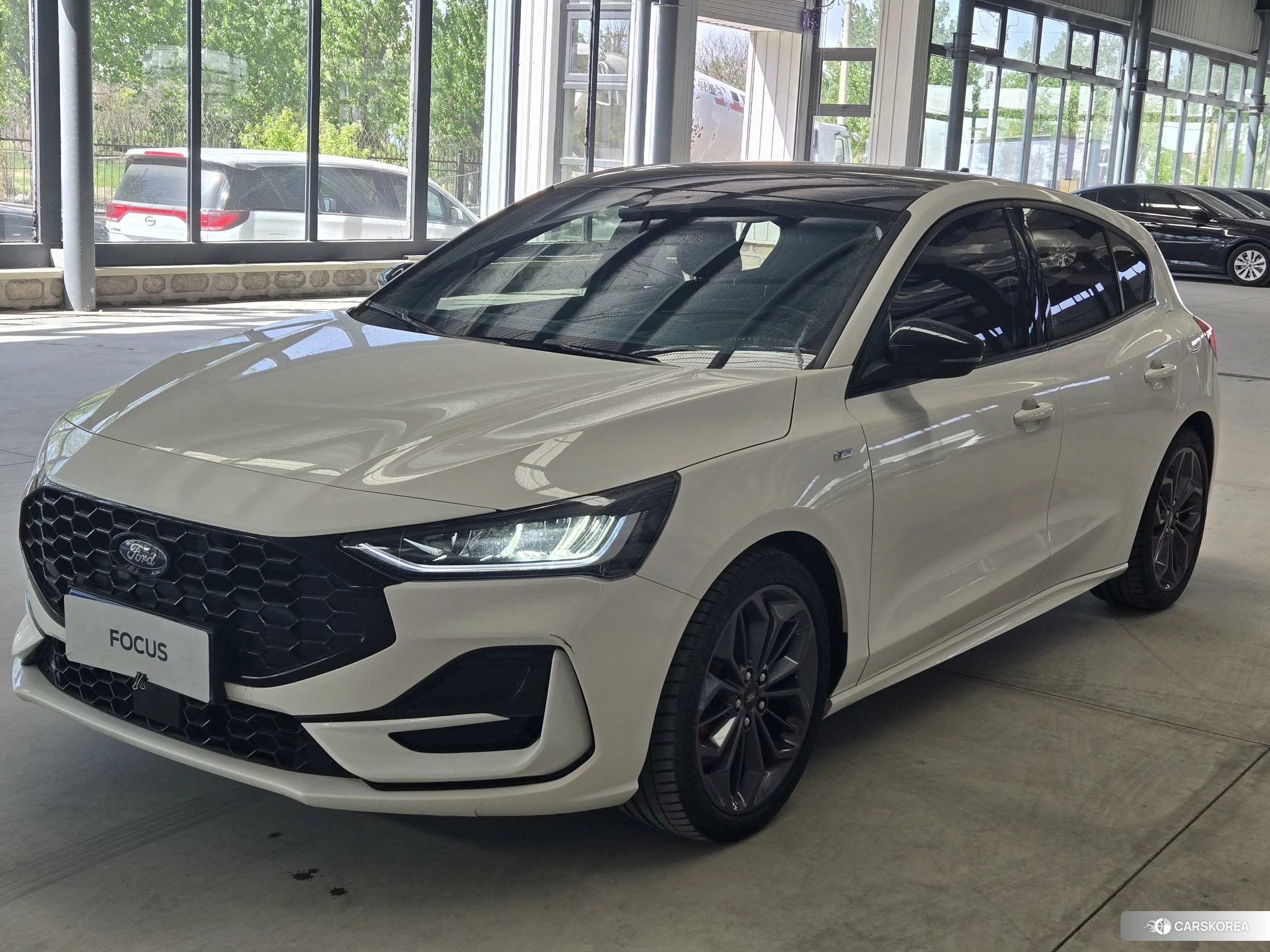 Ford Focus 2022 Белый из Китая, фото 3