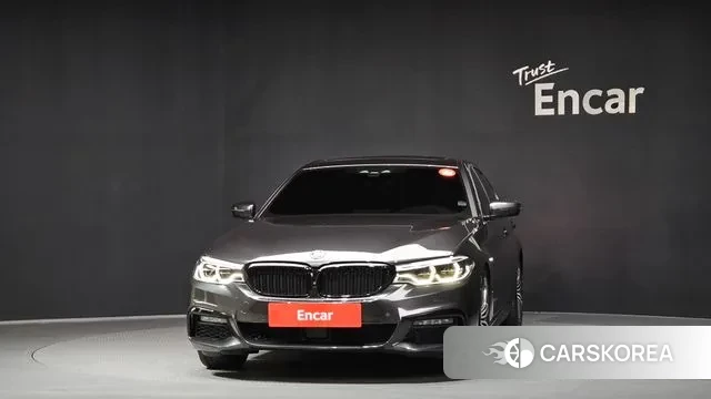 BMW 5 Series (G30) id 3703166 из Кореи 13