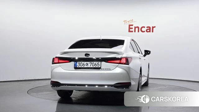 Lexus ES300h 7th generation id 5015603 из Кореи 23