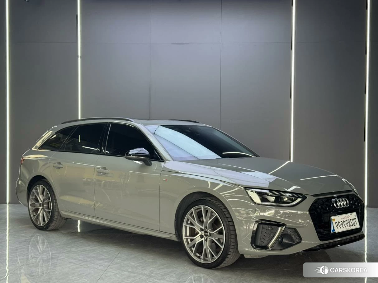Audi A4L 2021 Серебристо-серый из Китая, фото 4