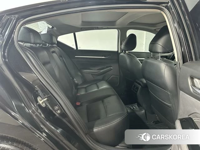Nissan Altima 2023 Черный из Китая, фото 3