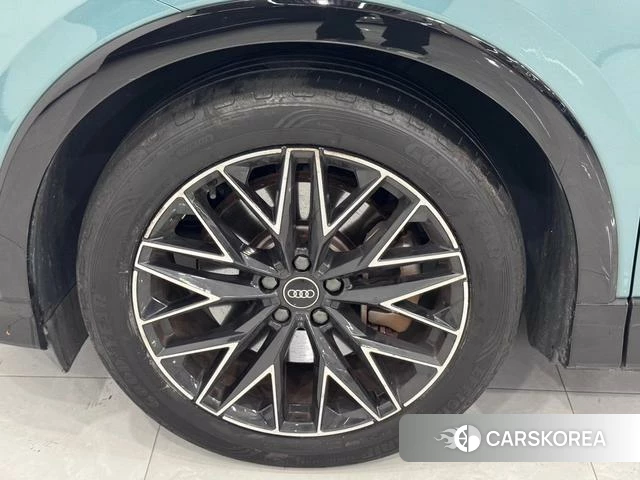 Audi Q5L 2023 Синий из Китая, фото 3
