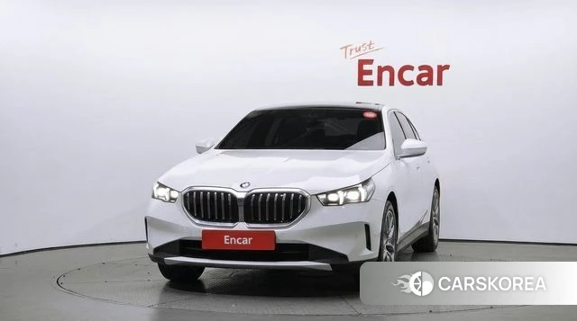 BMW 5 Series (G60) id 5039335 из Кореи 23