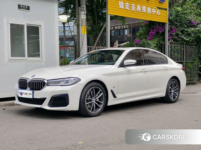 BMW 5 series 2022 Белый из Китая, фото 3