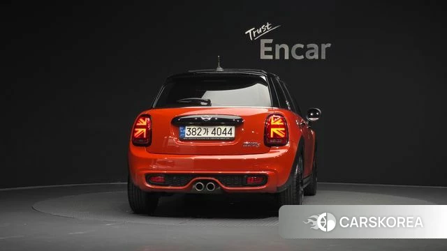 Mini Cooper S id 5047618 из Кореи 23