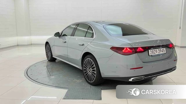 Mercedes-Benz E-Class W214 id 4964391 из Кореи 13