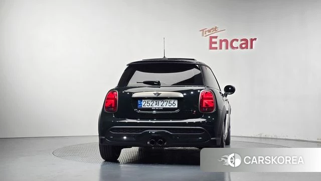 Mini Cooper S id 5046927 из Кореи 23