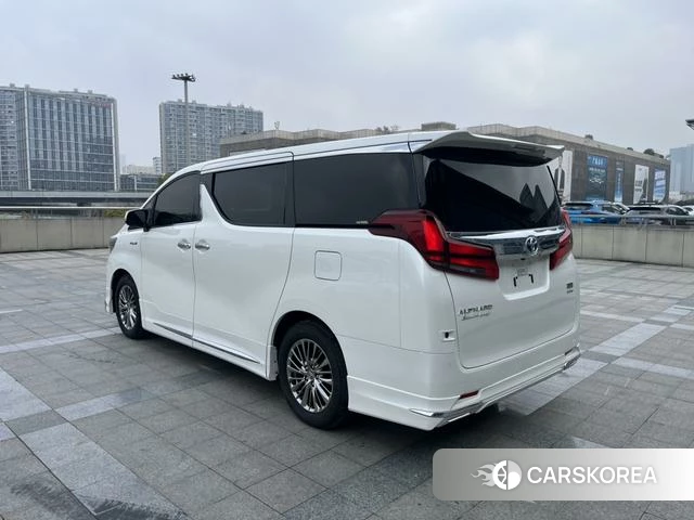 Toyota Alphard 2021 Белый из Китая, фото 6