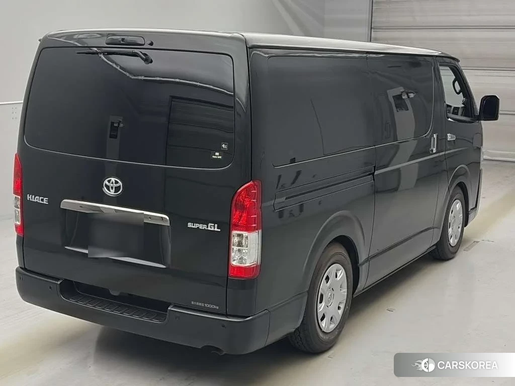 Toyota HiAce Van 2023 из Японии, фото 3