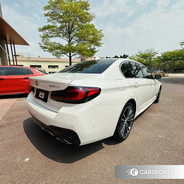 BMW 5 series 2020 Белый из Китая, фото 3