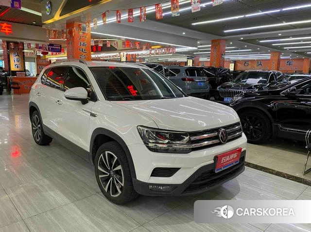 Volkswagen Tharu 2021 Белый из Китая, фото 3