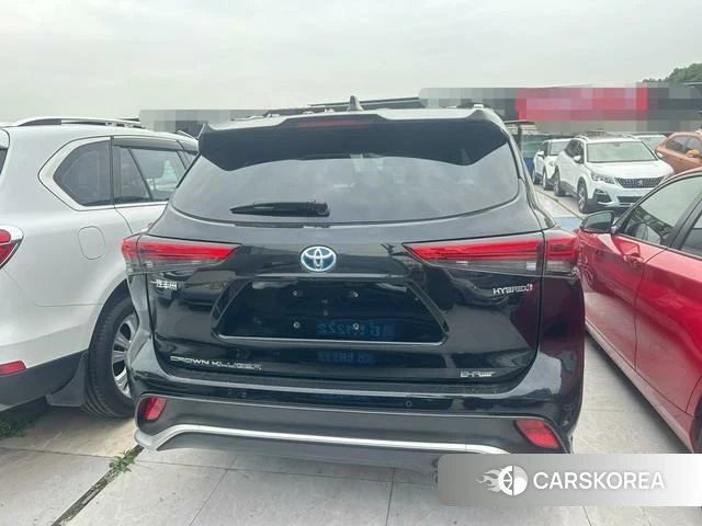 Toyota Crown 2022 Черный из Китая, фото 3
