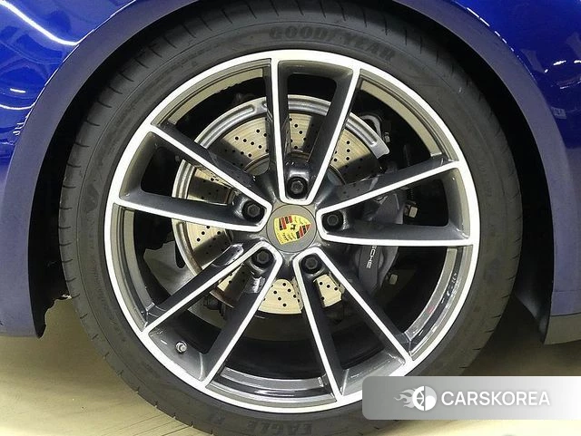Porsche 911(992) id 4775679 из Кореи 13