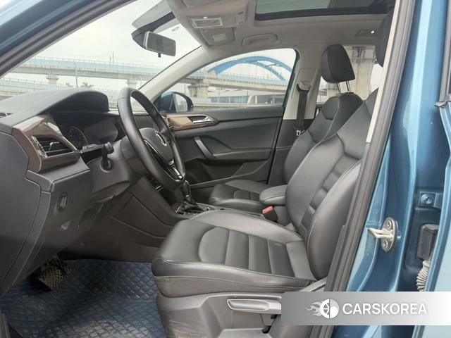 Volkswagen Tharu 2021 Синий из Китая, фото 3