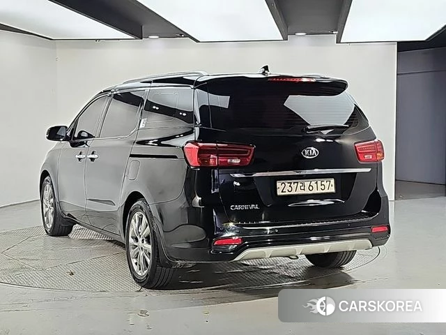 Kia The New Carnival id 5041937 из Кореи 11