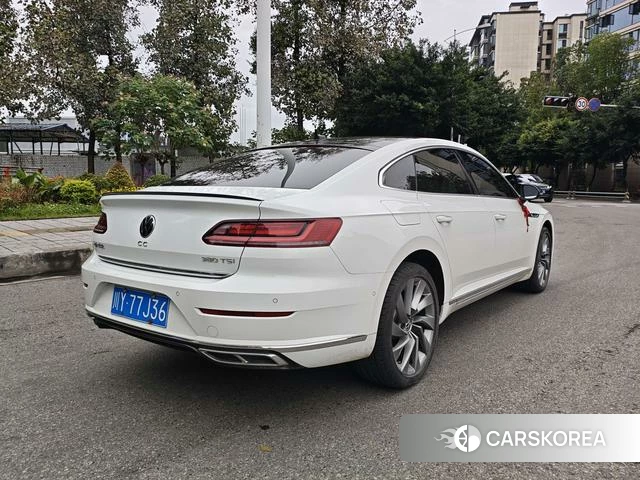 Volkswagen CC 2022 Белый из Китая, фото 5