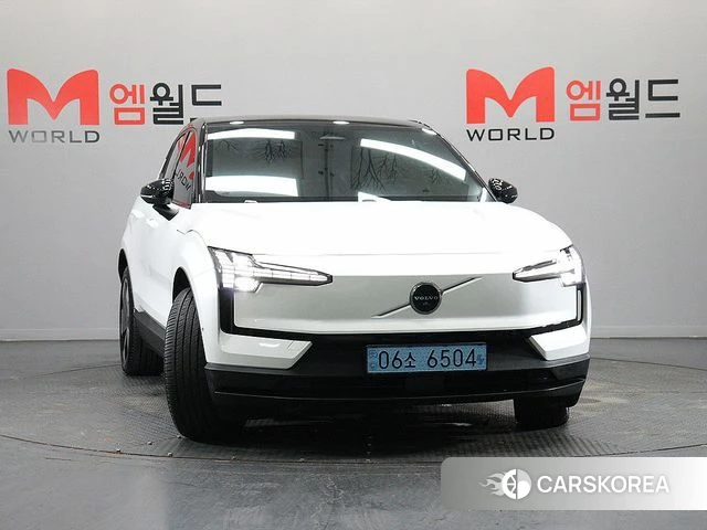 Volvo EX30 id 4928078 из Кореи 12