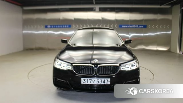 BMW 5 Series (G30) id 5041723 из Кореи 13