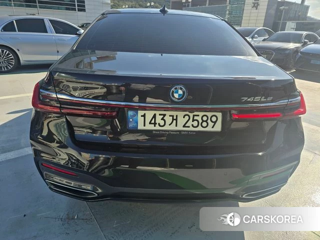 BMW 7 Series (G11) 2021 Черный из Кореи, фото 3