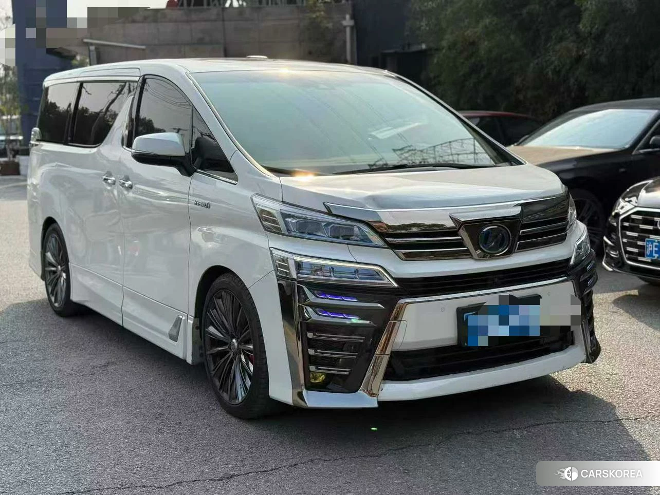Toyota Vellfire 2021 Белый из Китая, фото 3