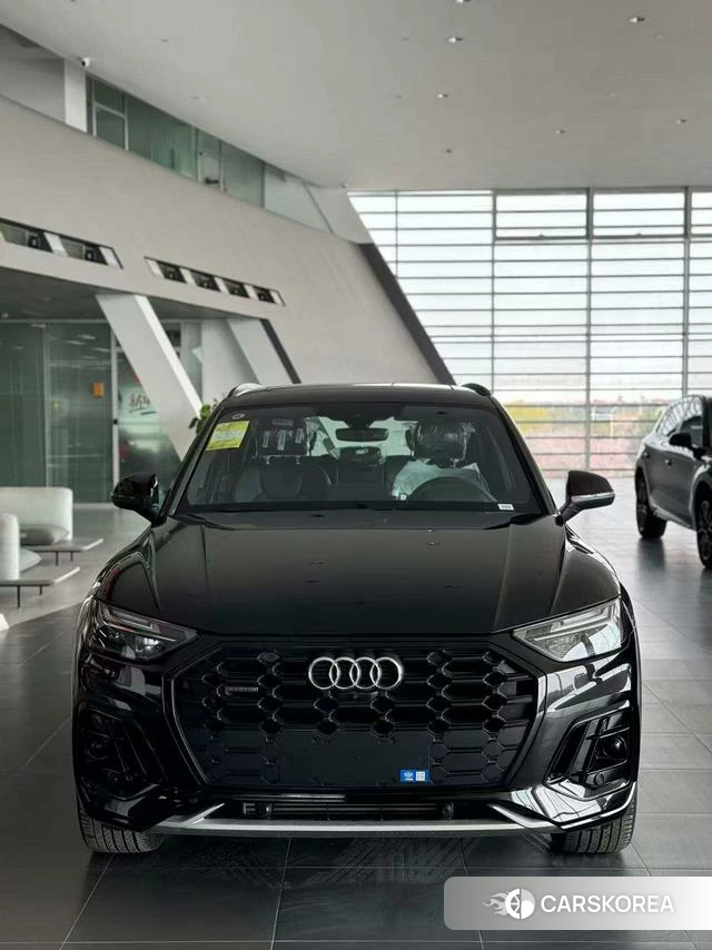 Audi Q5L 2026 Черный из Китая, фото 5