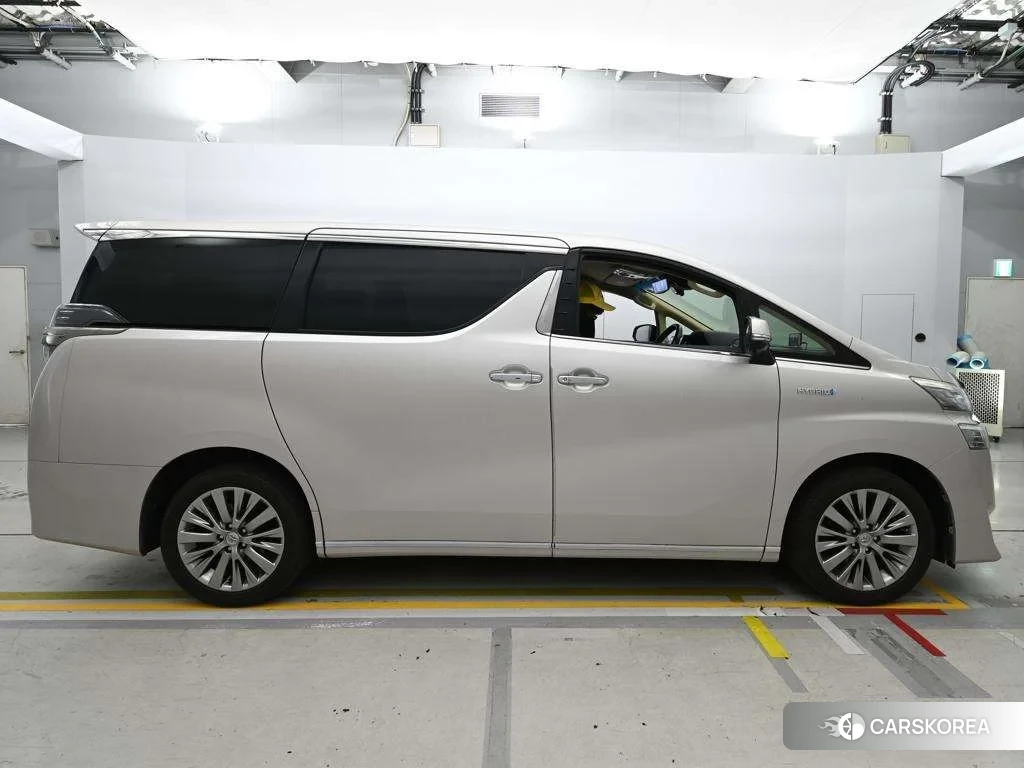 Toyota Vellfire 2019 из Японии, фото 3