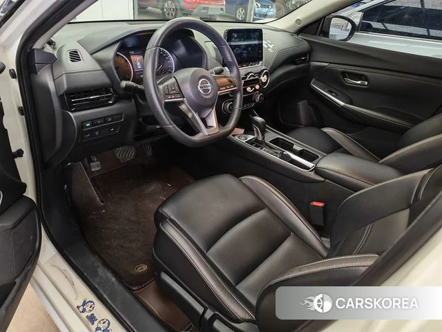 Nissan Sylphy 2021 Белый из Китая, фото 3