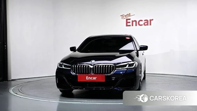 BMW 5 Series (G30) id 4976843 из Кореи 13