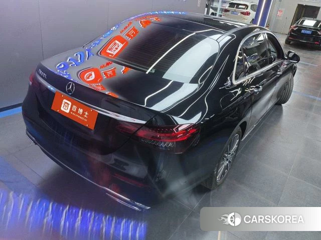 Mercedes-Benz E-Class 2022 Черный из Китая, фото 3