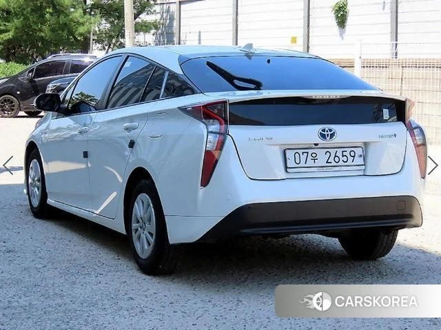 Toyota Prius 4th Generation id 5018939 из Кореи 11