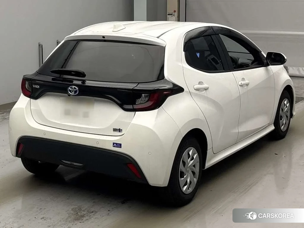 Toyota Yaris 2023 из Японии, фото 3
