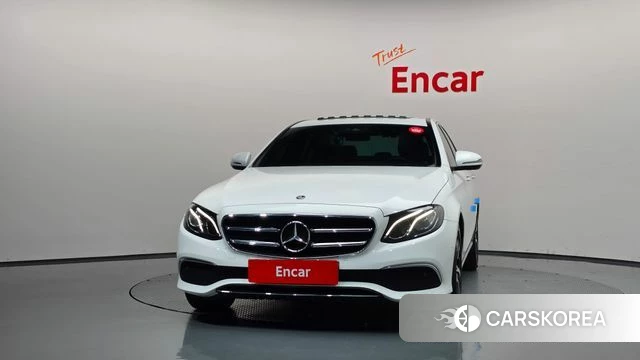 Mercedes-Benz E-Class W213 id 4967209 из Кореи 23