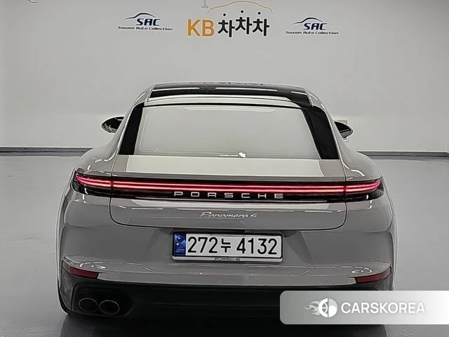 Porsche Panamera (976) 2024 Серебристо-серый из Кореи, фото 3